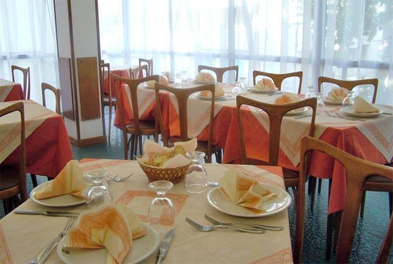 Hotel Bacco Rimini Dış mekan fotoğraf